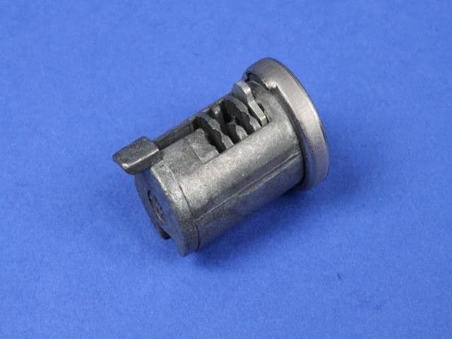 66-04746305 - Image 3