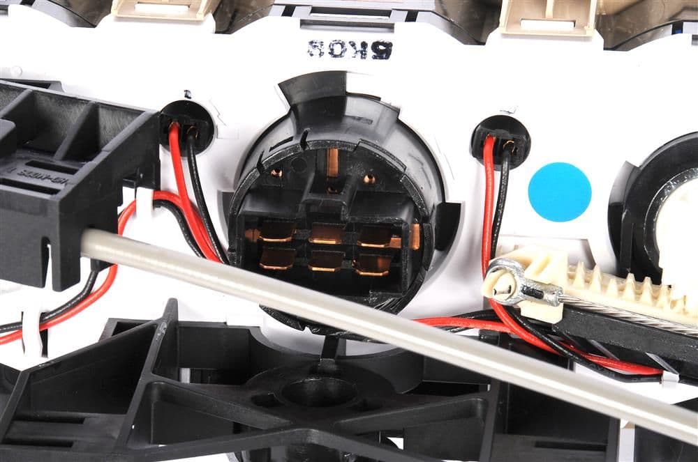 4-15-63367 - Image 3