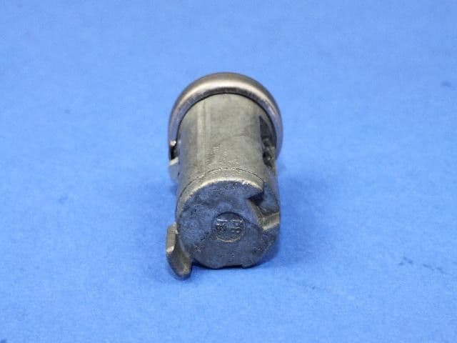 66-04746305 - Image 2