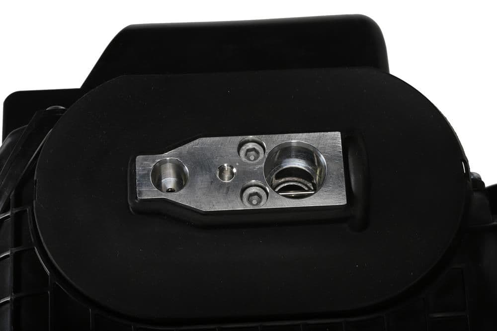 4-19318084 - Image 3