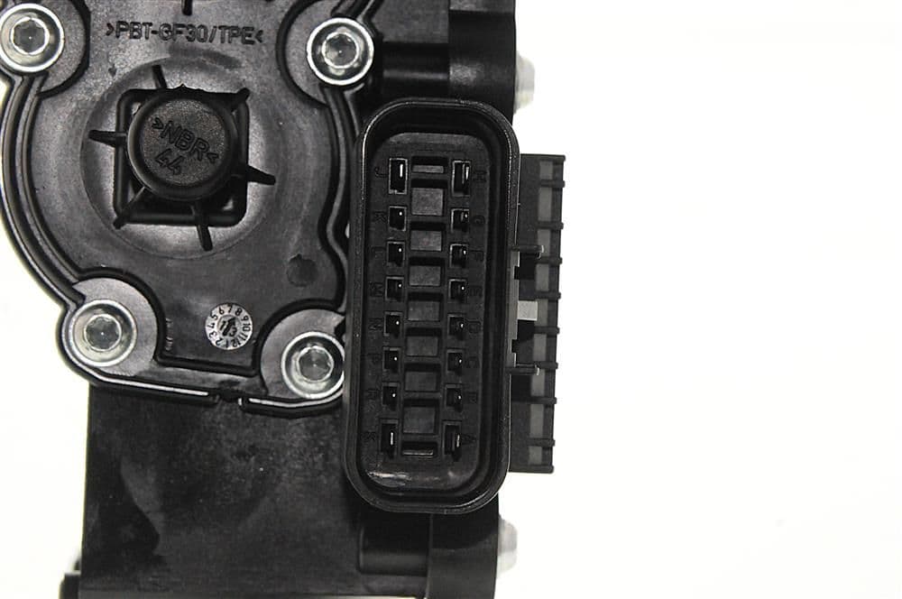 4-22851537 - Image 3