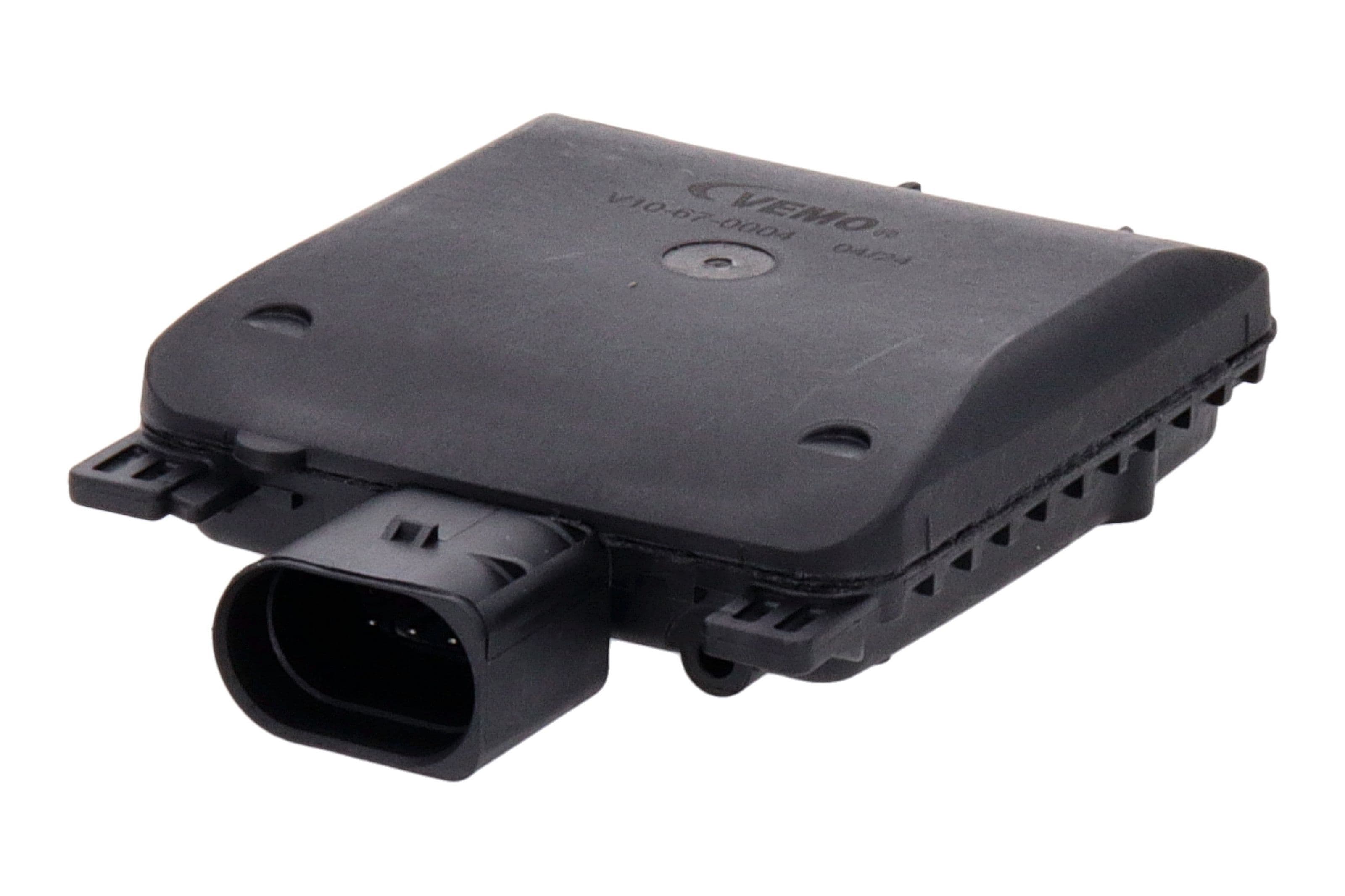 370-V10-67-0004 - Image 4