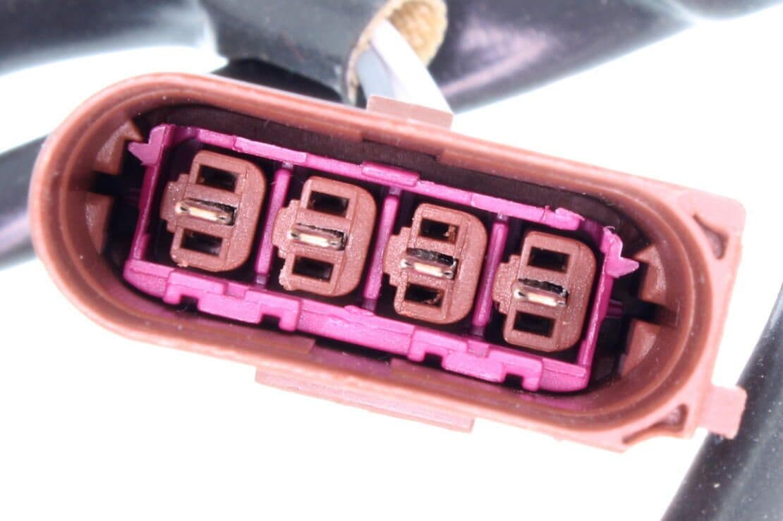 370-V10-76-0029 - Image 3