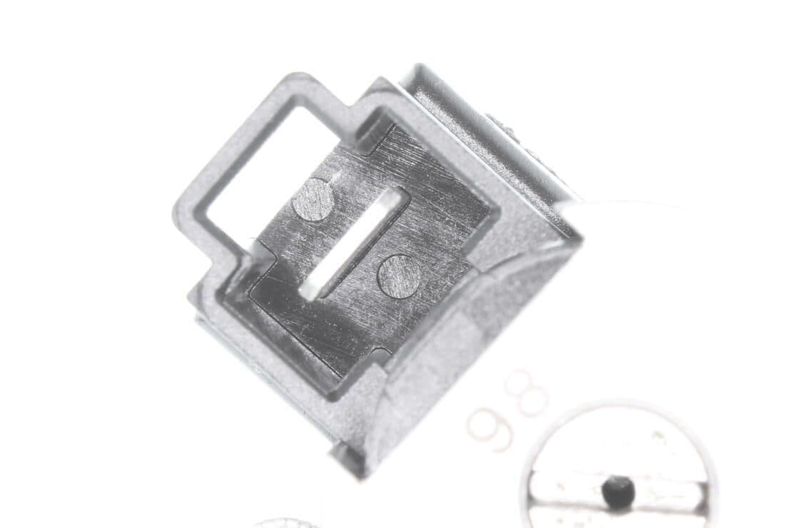 693-A70-77-2003 - Image 3