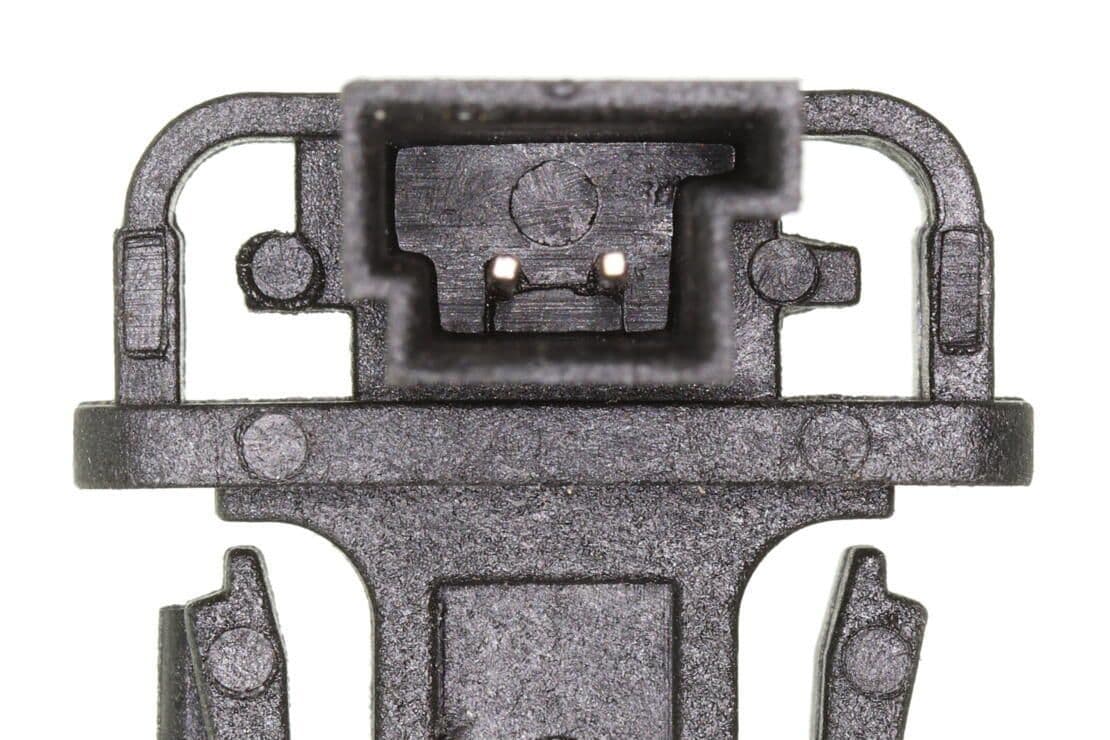 370-V20-72-0103 - Image 2