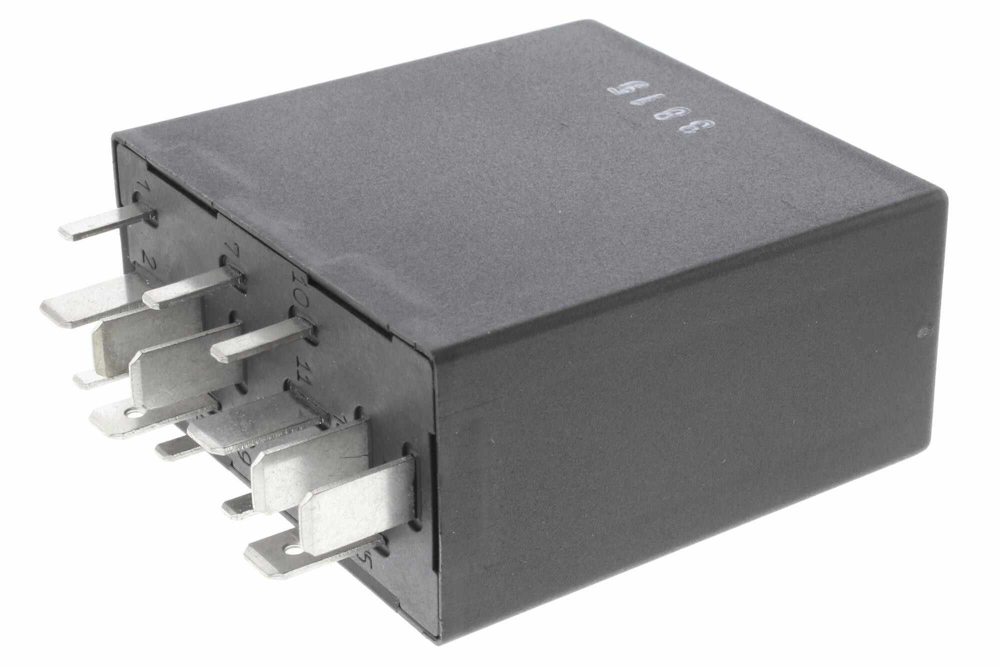 370-V15-71-0048 - Image 4