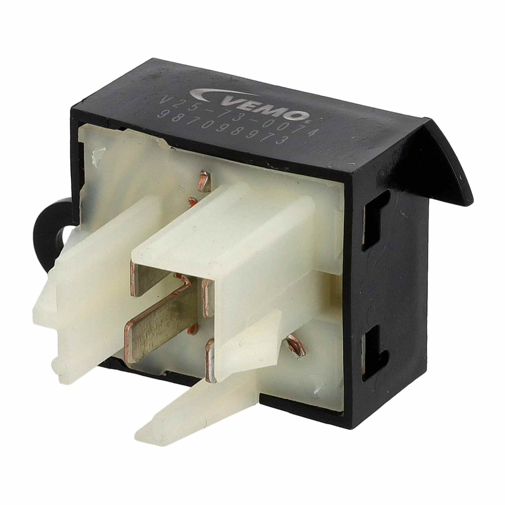 370-V25-73-0074 - Image 3