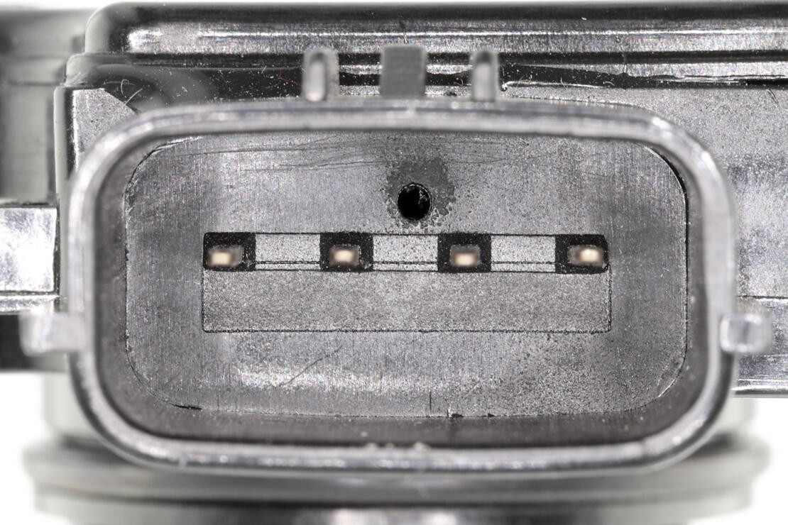 370-V37-72-0087 - Image 4