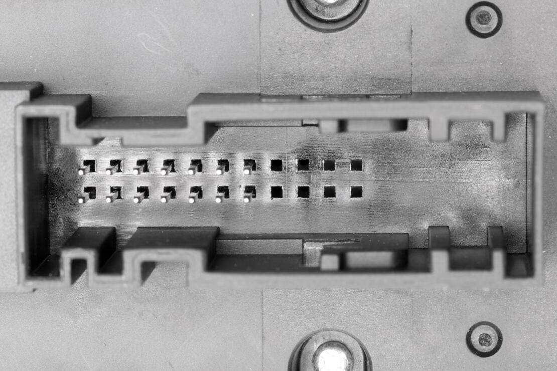 370-V40-73-0077 - Image 4