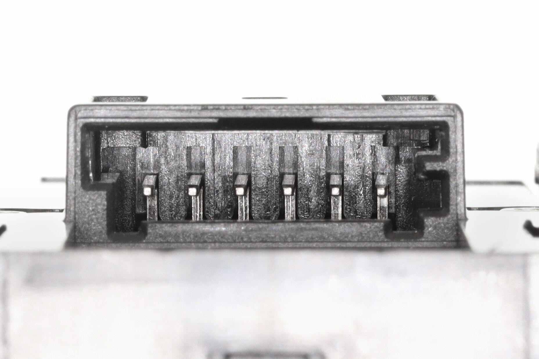 370-V58-73-0003 - Image 3