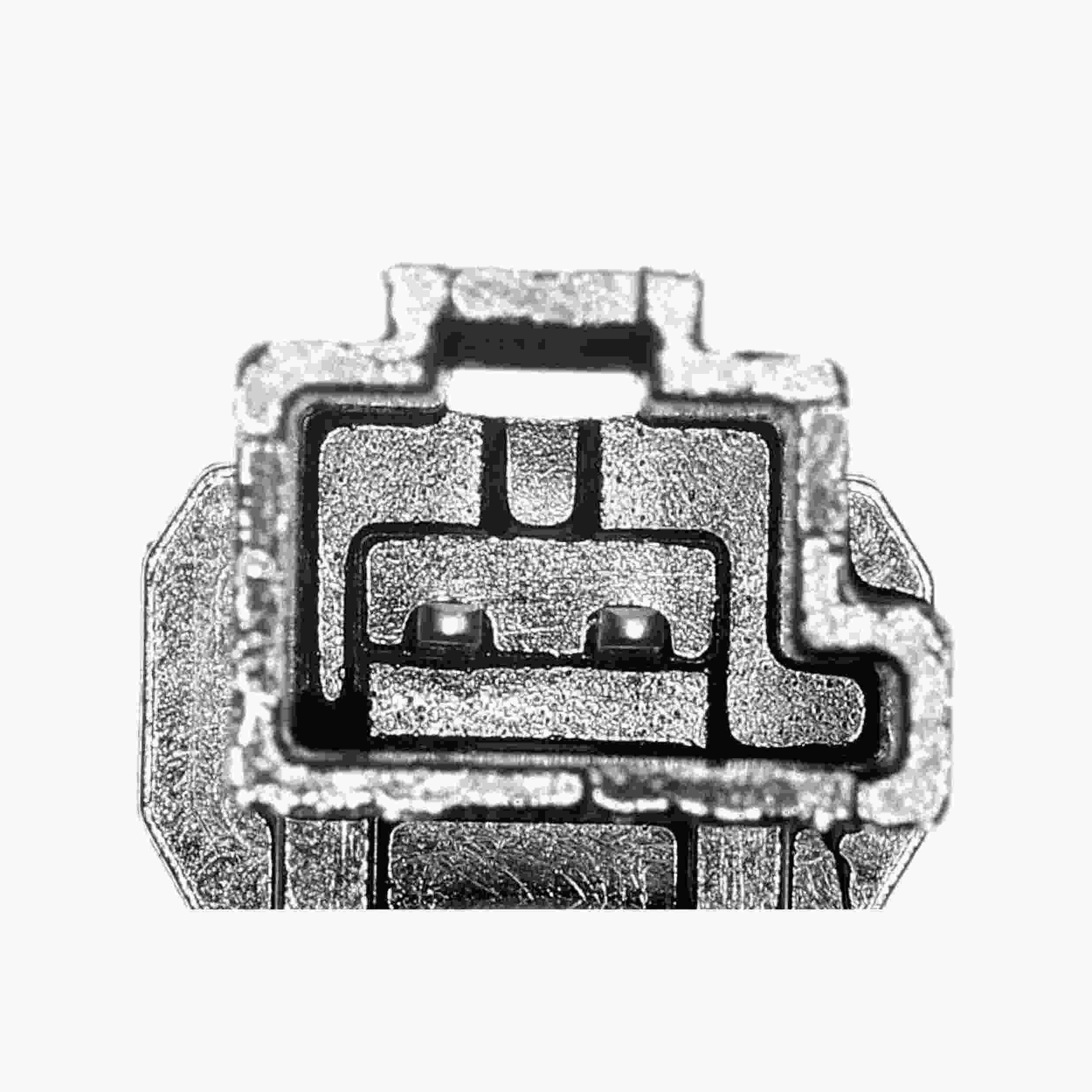 370-V70-77-2011 - Image 4